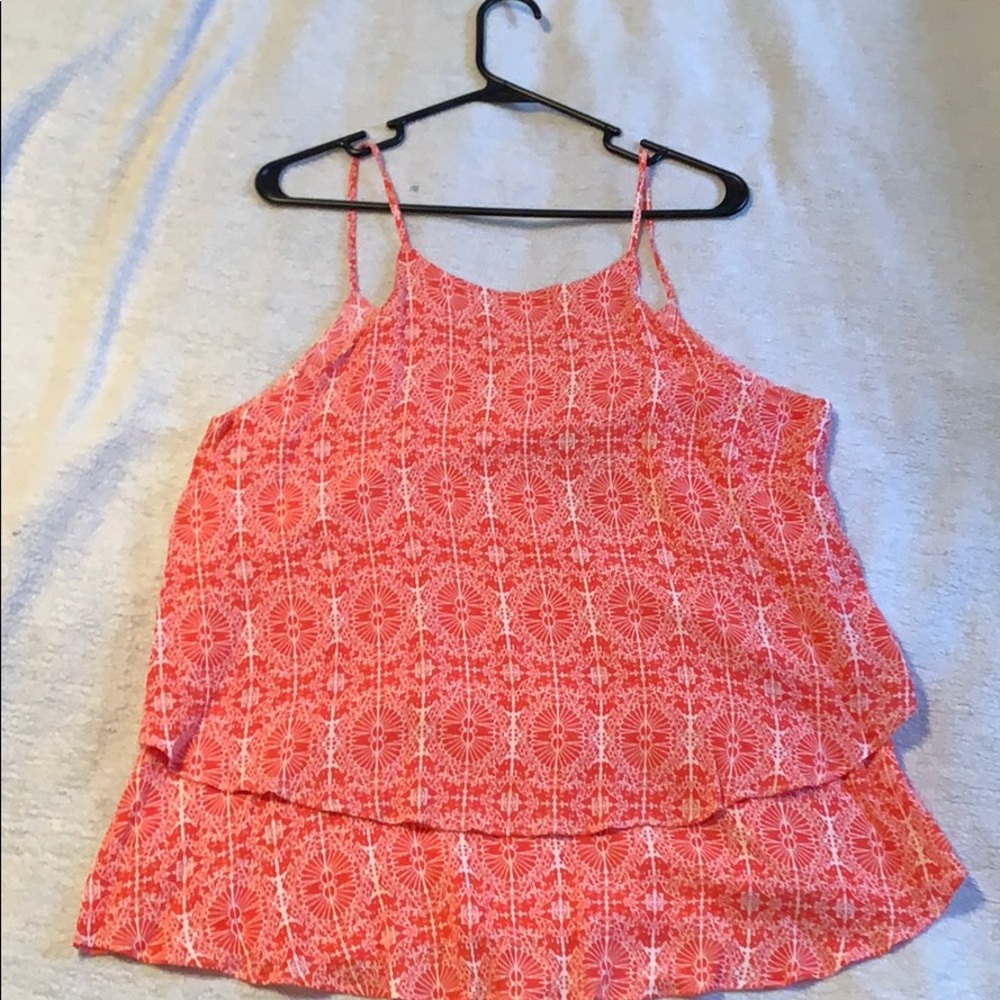 Lightweight tank top